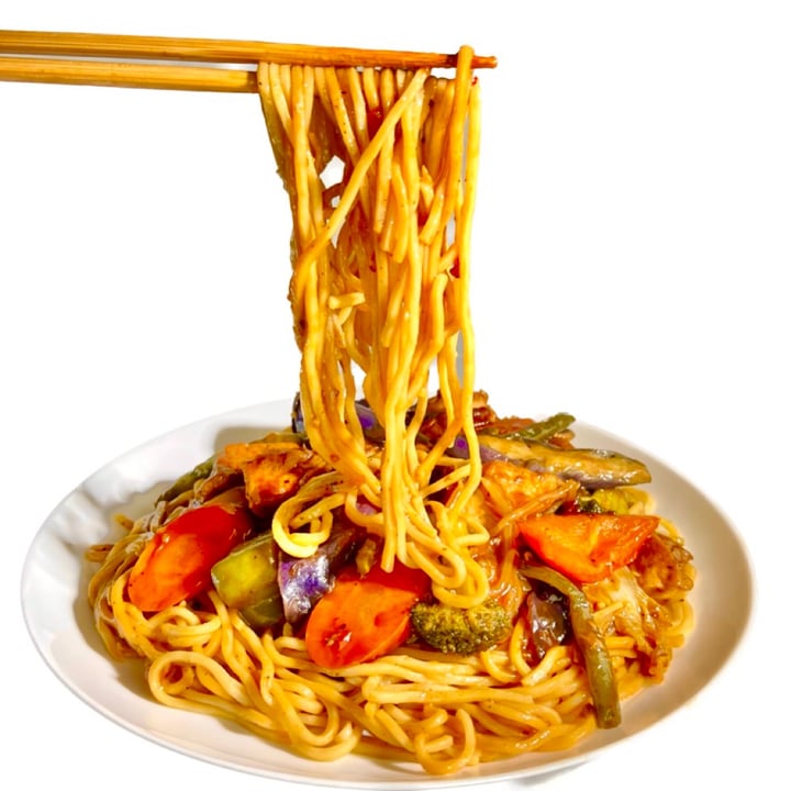 photo of Uncle Tsang's Kitchen Veggie Dan Dan Noodles shared by @pdxveg on  23 Jun 2023 - review