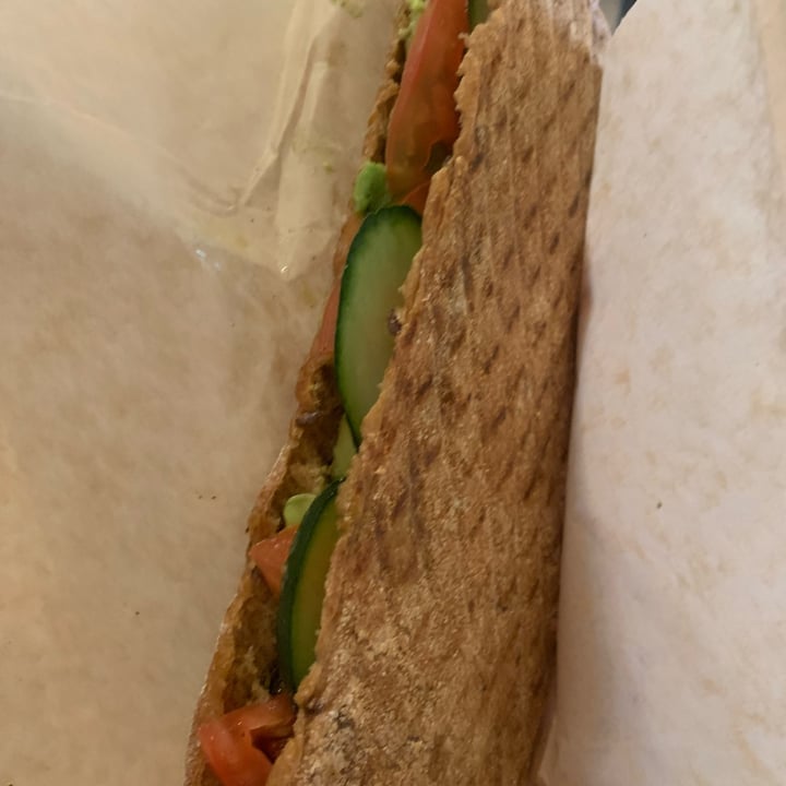 photo of JOE & THE JUICE VAVO Sandwich (Vegan Avocado) shared by @samanthab3 on  13 Jun 2023 - review