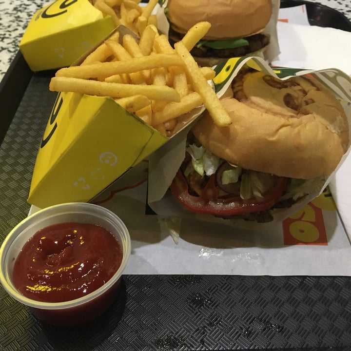 photo of JOY burgers Happy Joy shared by @lix on  26 Mar 2023 - review