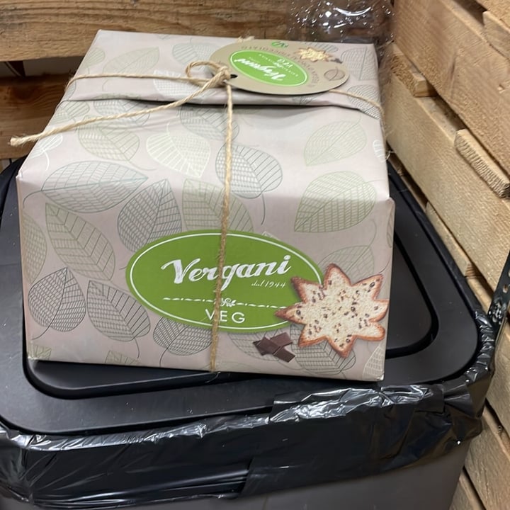 photo of Vergani Panettone Con Gocce Di Cioccolato shared by @saramaya on  01 Apr 2023 - review