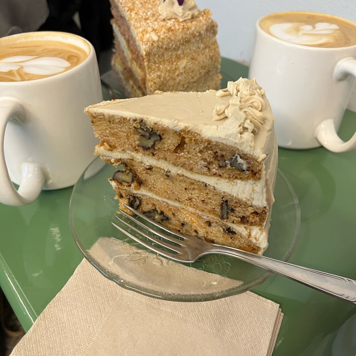 photo of SUKHA VEGANERIE Carrot cake shared by @nagavegan on  29 Jul 2023 - review