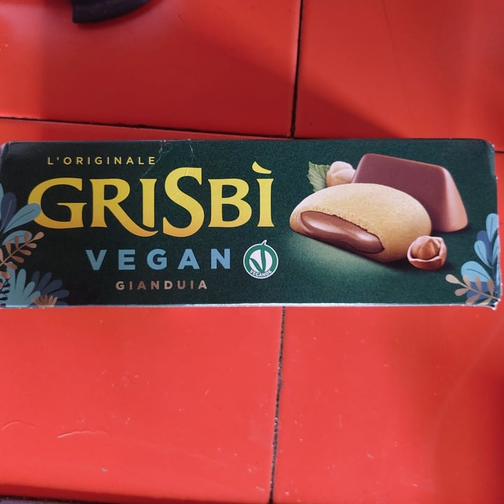 photo of Vicenzi Grisbì Gianduia shared by @dimii on  28 May 2023 - review