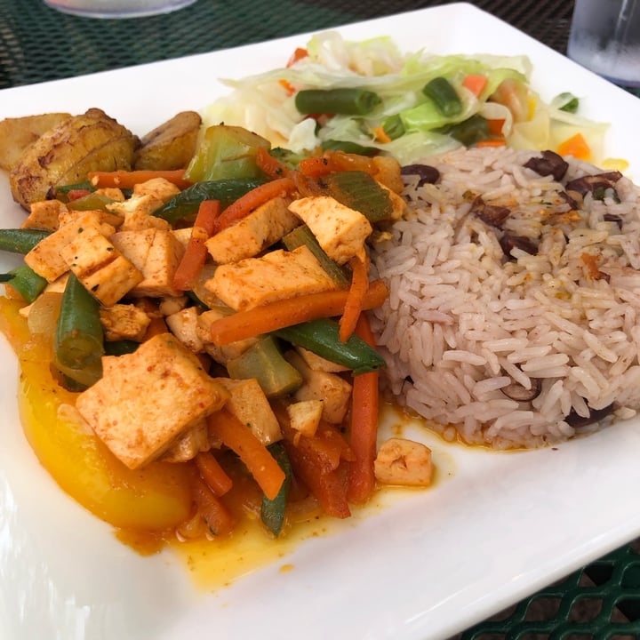 photo of Island Vybz Cuisine Sauté Tofu shared by @reywatson on  26 Jun 2023 - review
