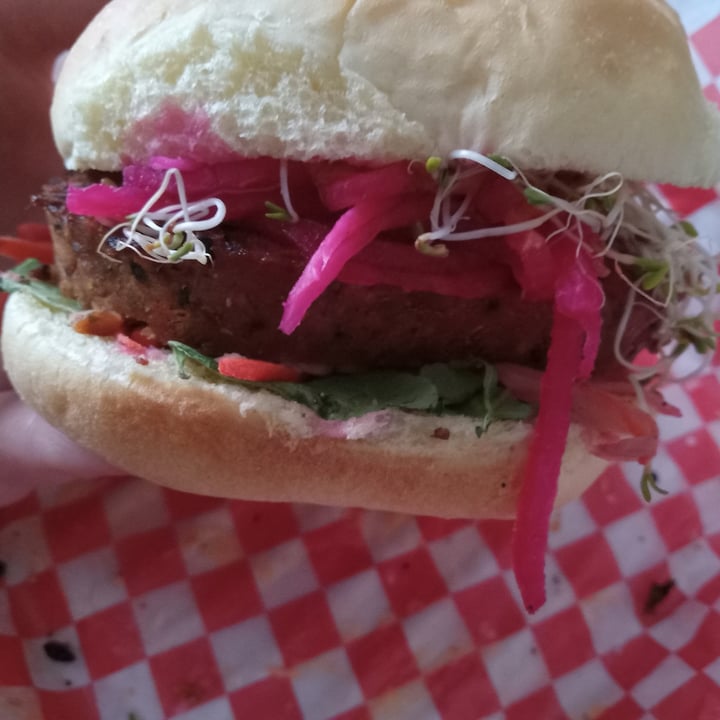 photo of The Nook and Cannery Still Not Quite DT Burger (Vegan Version) shared by @roseycheeks on  14 Mar 2023 - review