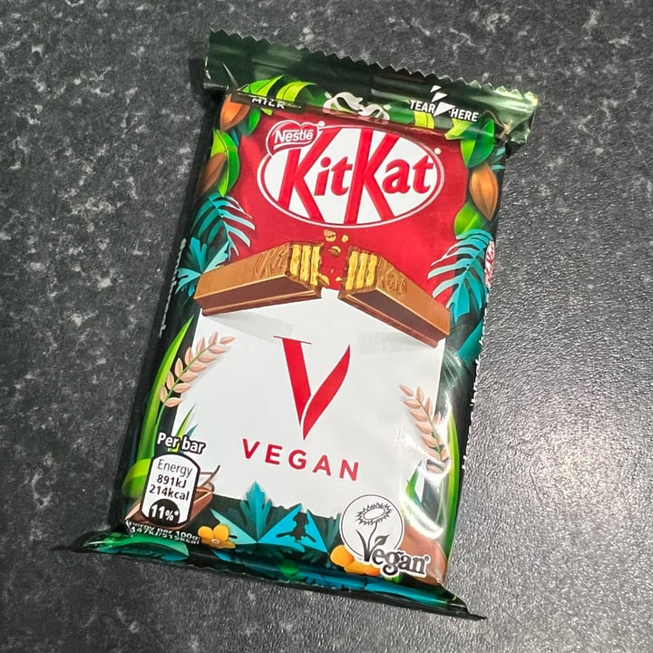 photo of Nestlé Kitkat Vegan shared by @olivejuice on  27 Jan 2023 - review
