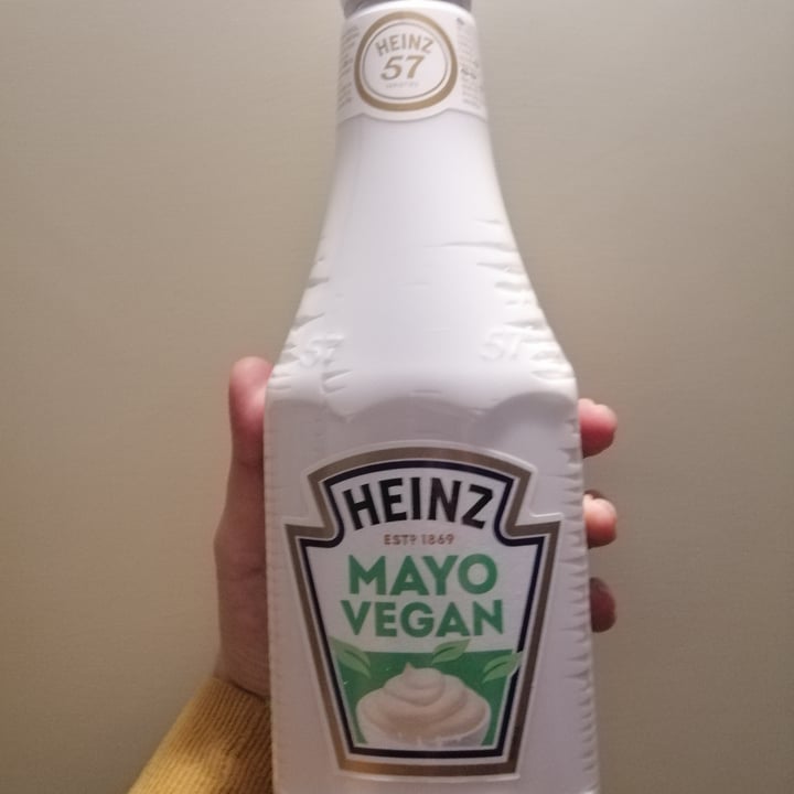 photo of Heinz Mayo Vegan shared by @elevegansoul on  09 Jan 2023 - review