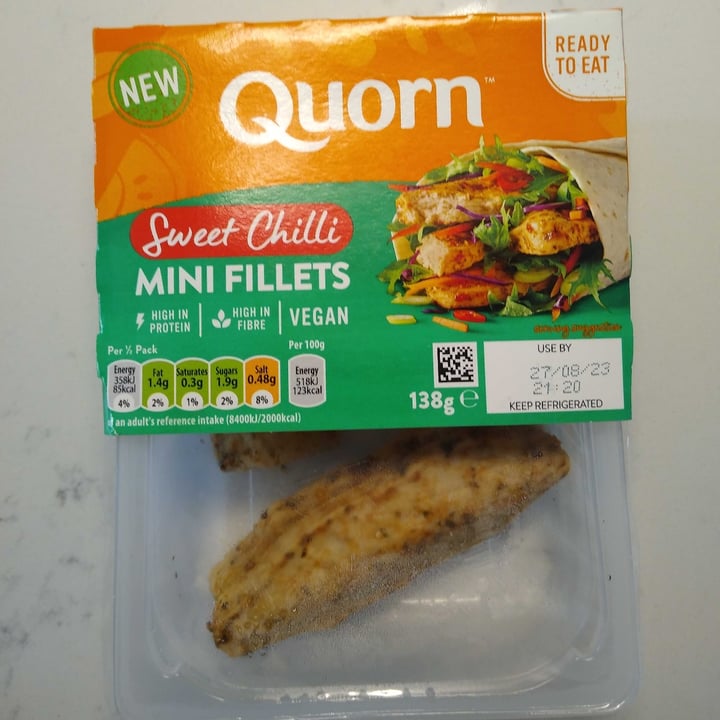 photo of Quorn Sweet chilli mini fillets shared by @thevegandaily on  11 Jul 2023 - review