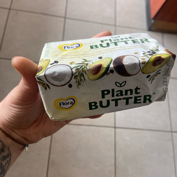 photo of Flora plant butter with olive x coconut and avo shared by @tazzl16 on  01 Jan 2023 - review