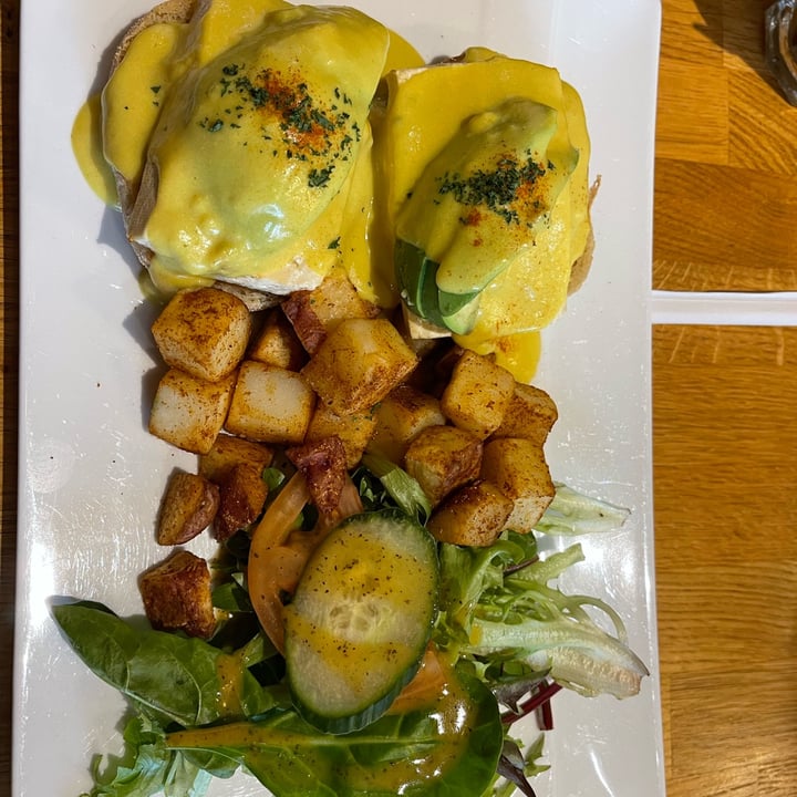 photo of Lotus Seed vegan Vegan Benedict shared by @ravenmychelle on  26 Jan 2023 - review