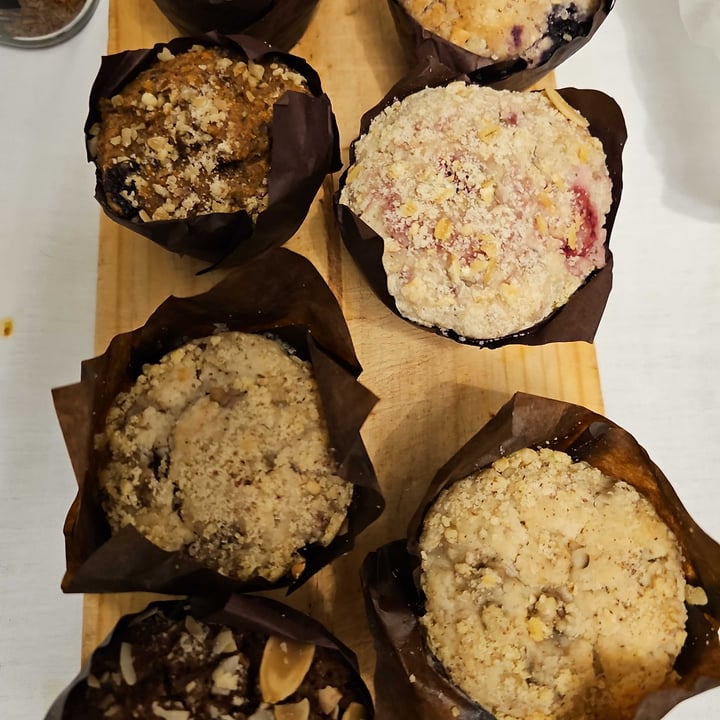 photo of Sinfonía del Sabor Muffin De Frutos Rojos shared by @rickymoss on  02 Apr 2023 - review