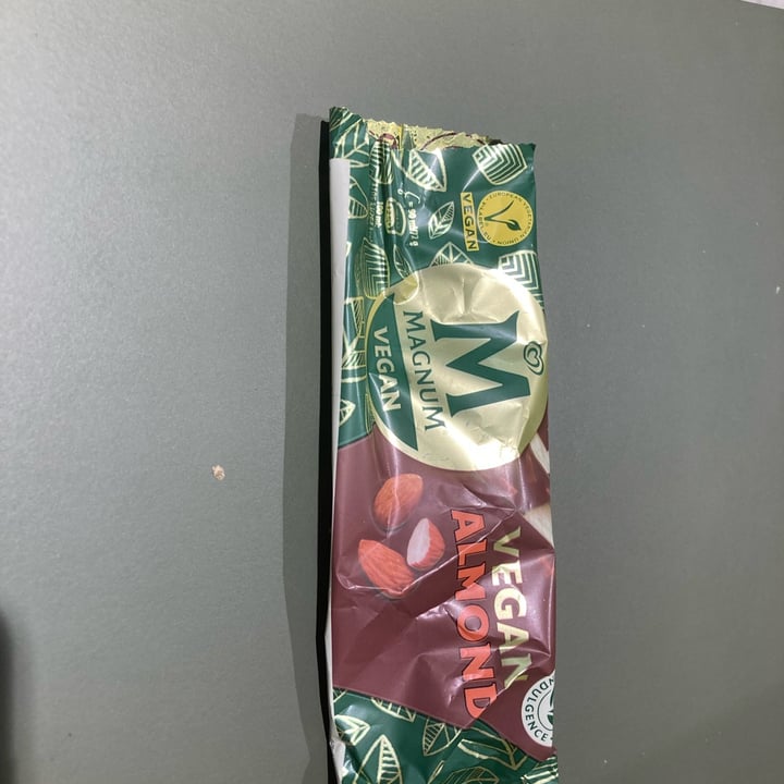photo of Magnum Mini Almond shared by @tizianat2 on  14 Aug 2023 - review
