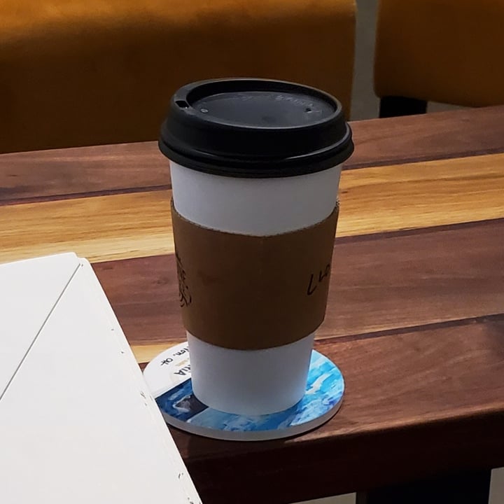 photo of Hardline Coffee Co. Lavendar Oat Milk Latte shared by @maisiehouse on  15 Feb 2023 - review