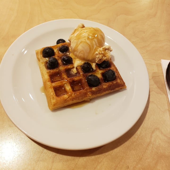 photo of Chuku's (Nigerian Tapas) Plantain Waffle Xith Dairy-Free Icecream shared by @rebelleserieuse on  07 May 2023 - review