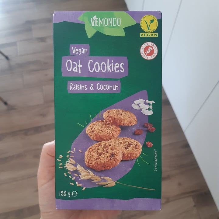 photo of Vemondo oat cookies shared by @bassotuba on  02 Jun 2023 - review