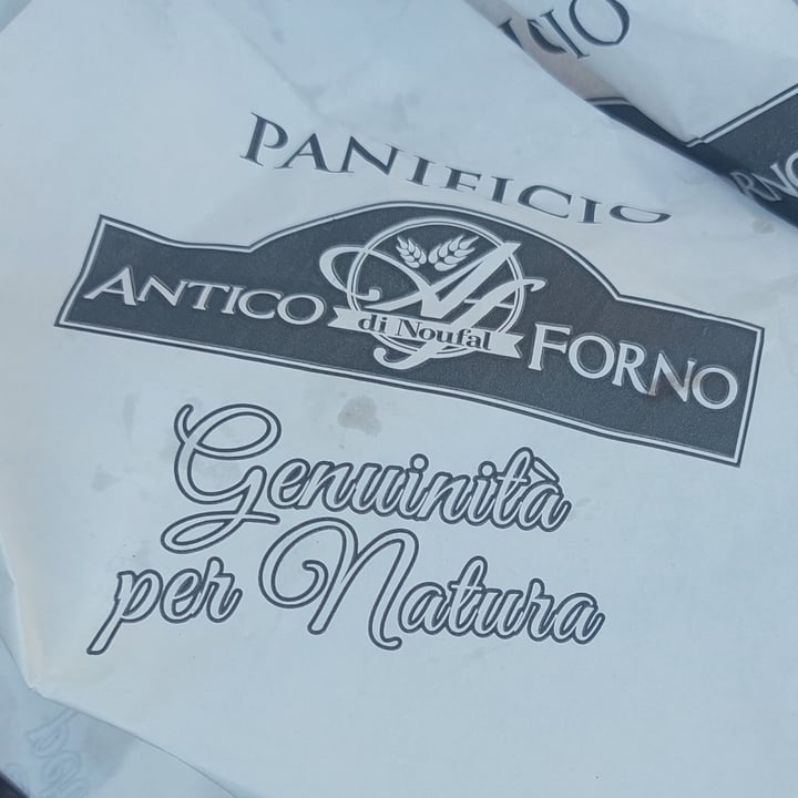 photo of Panificio Antico forno Farinata Di Ceci Alle Cipolle shared by @gemmaviva on  12 Aug 2023 - review