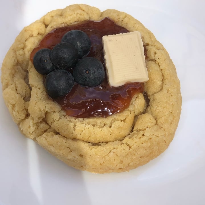 photo of Gurou straberry cookie shared by @grisoucat on  13 Aug 2023 - review