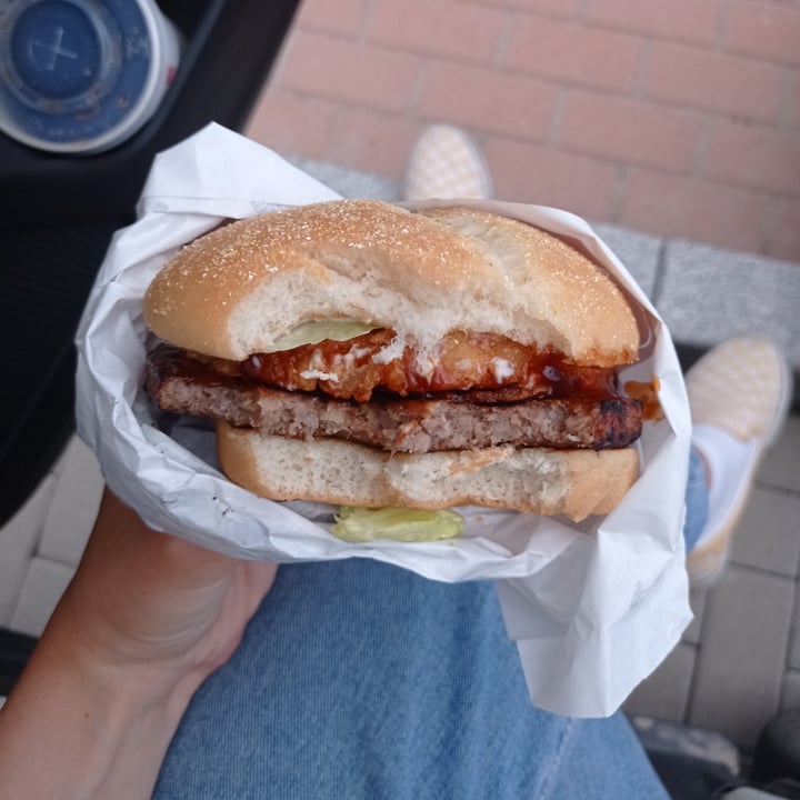 photo of Burger King Veg Burger shared by @francees on  09 Jun 2023 - review
