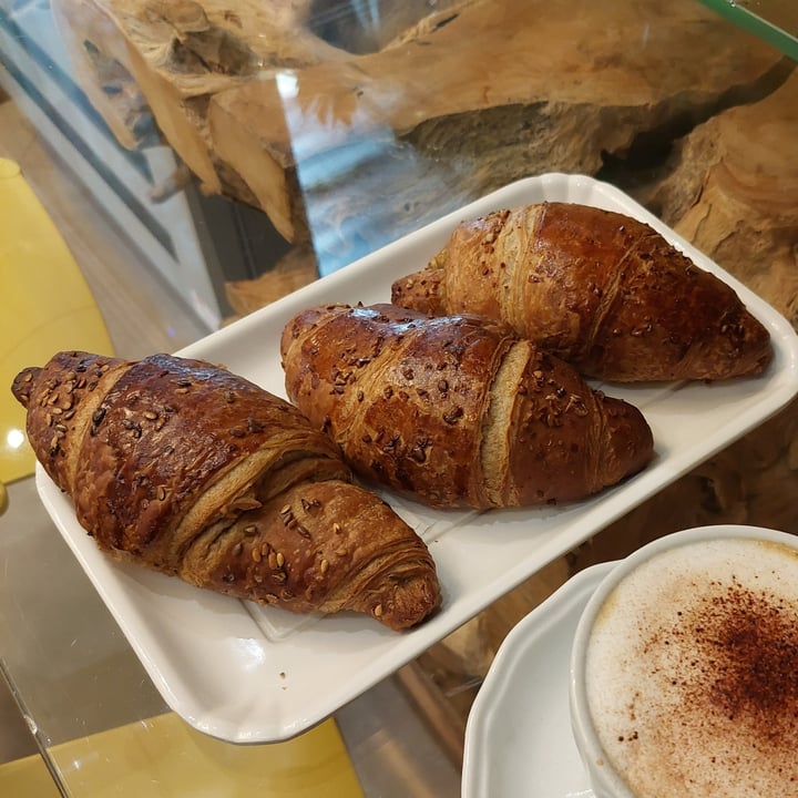 photo of Pasticceria Lievito brioches vegane shared by @bibiabc on  31 Dec 2022 - review