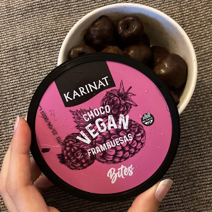 photo of Karinat Choco Vegan Frambuesas shared by @abigrischpun on  17 May 2023 - review