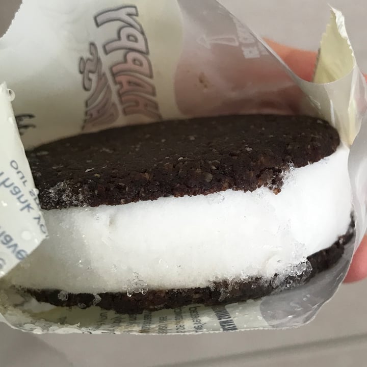 photo of The Ice Cream & Cookie Co Island Coconut Creamy Coconut Ice Cream With Chocolate Cookies shared by @ziggyradiobear on  10 May 2023 - review