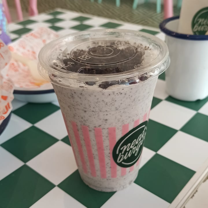 photo of Neat Burger Oreo Shake shared by @frenchveganfoodie on  06 May 2023 - review