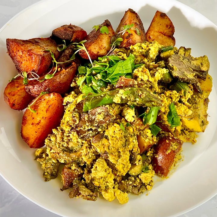 photo of The Sweet Hereafter Tofu Pesto Scramble shared by @pdxveg on  21 May 2023 - review