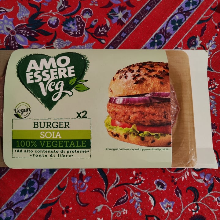 photo of Amo Essere Veg burger soia shared by @unazampaperlaspagna on  23 Apr 2023 - review