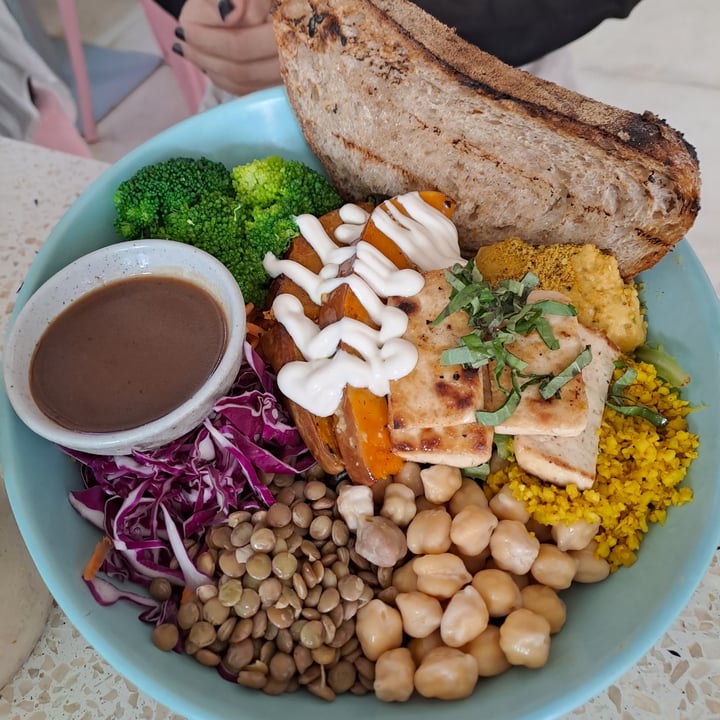 photo of KYND COMMUNITY brunch bowl shared by @huggsbabies on  17 Jun 2023 - review
