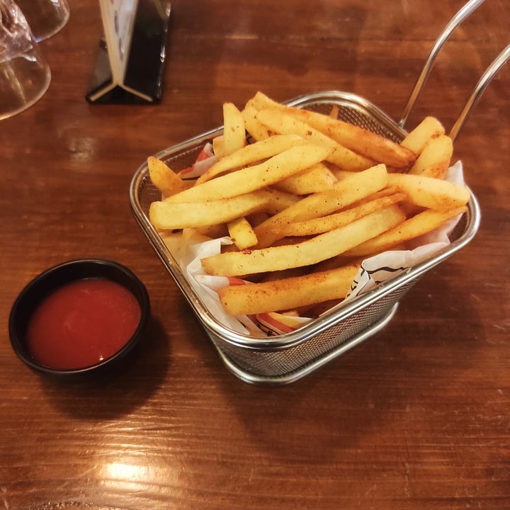 photo of Y Cafe Ambernath Peri Peri Fries shared by @indianveganstuff on  04 Mar 2023 - review