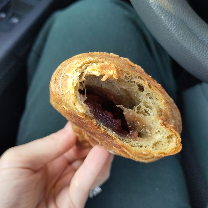 photo of Il Granodoro Croissant Melograno E Semi Di Canapa shared by @bettazara on  17 Jul 2023 - review