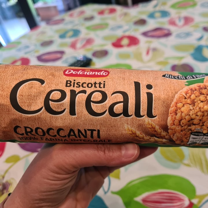 photo of Dolciando biscotti ai cereali croccanti shared by @elenuccia on  03 May 2023 - review