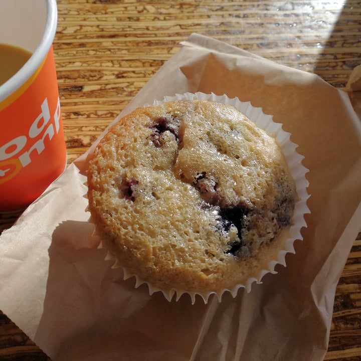 photo of The Merc Co+op Vegan Blueberry Muffin shared by @6onnie on  18 Mar 2023 - review