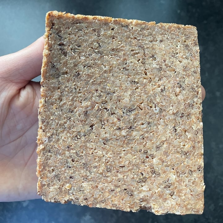 photo of Delba Organic Linseed Bread shared by @bryanvegan on  18 Jul 2023 - review