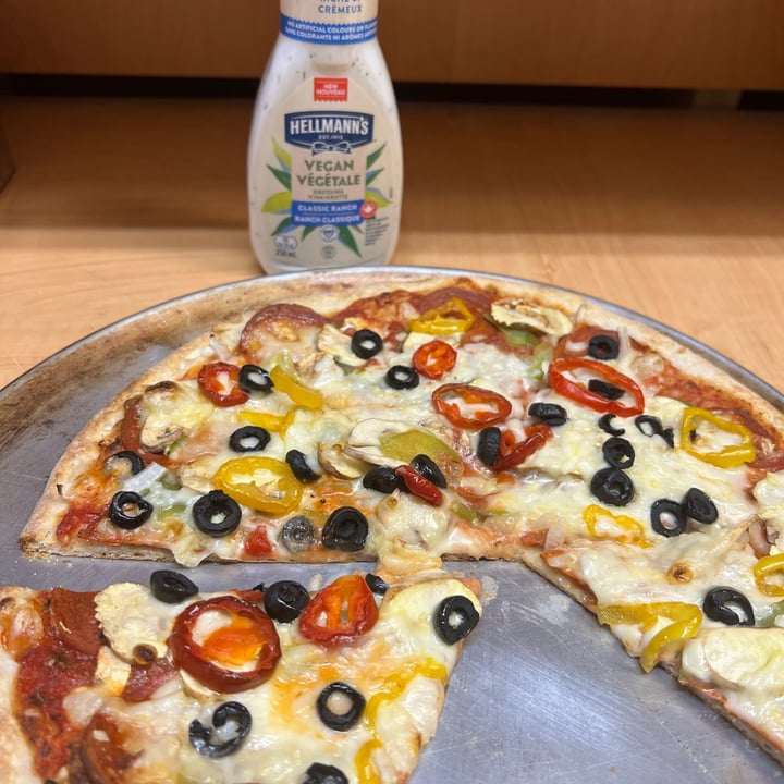 photo of Johnny's Pizza Vegan Pizza shared by @vegangranny75 on  27 Jul 2023 - review