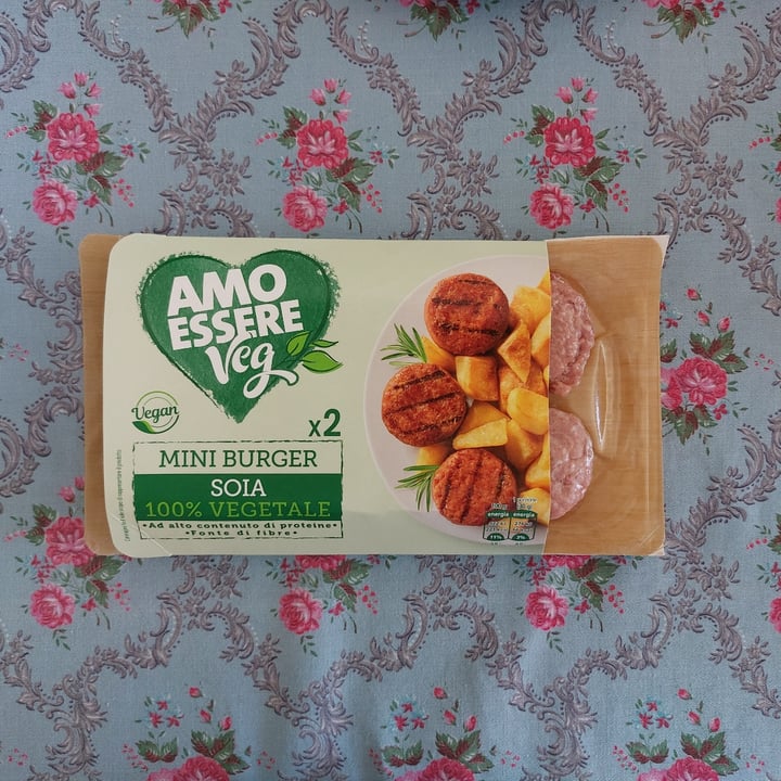photo of Amo Essere Veg mini burger di soia shared by @hojder on  20 Feb 2023 - review
