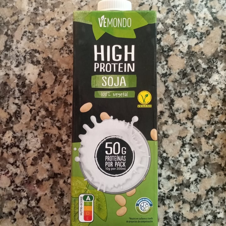 photo of Vemondo Leche Soja High Protein shared by @titoherbito on  03 May 2023 - review