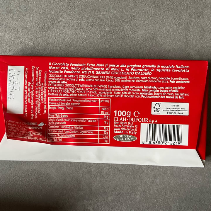 photo of Novi cioccolato fondente extra con nocciole shared by @vveggie on  31 Mar 2023 - review