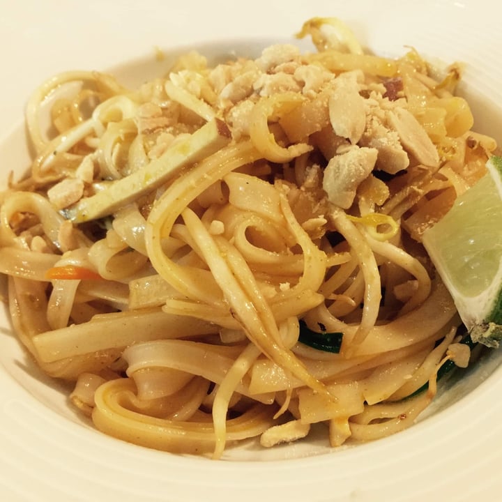 photo of FirenZEN Noodle Bar 上海面馆 Pad Thai shared by @miba on  17 Jan 2023 - review
