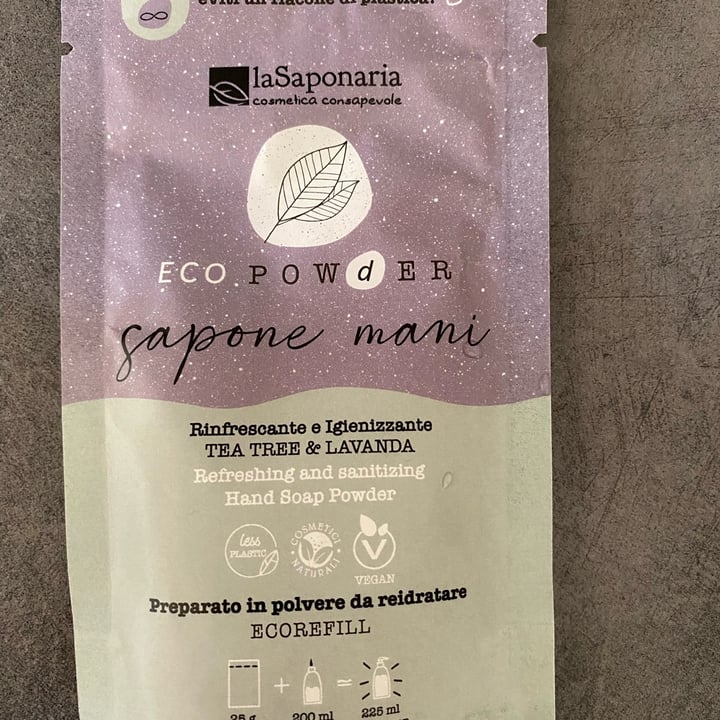 photo of La Saponaria Sapone mani in polvere rinfrescante e igienizzante Ecopowder shared by @veganfamilyinviaggio on  08 Aug 2023 - review