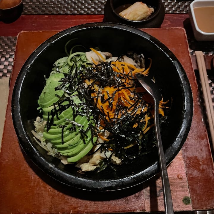 photo of Hangawi Avocado bibimbap shared by @lattiasinzano on  30 Jan 2023 - review
