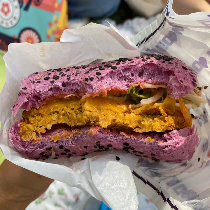 photo of Flower Burger Cherry Bomb shared by @verina on  23 Jul 2023 - review