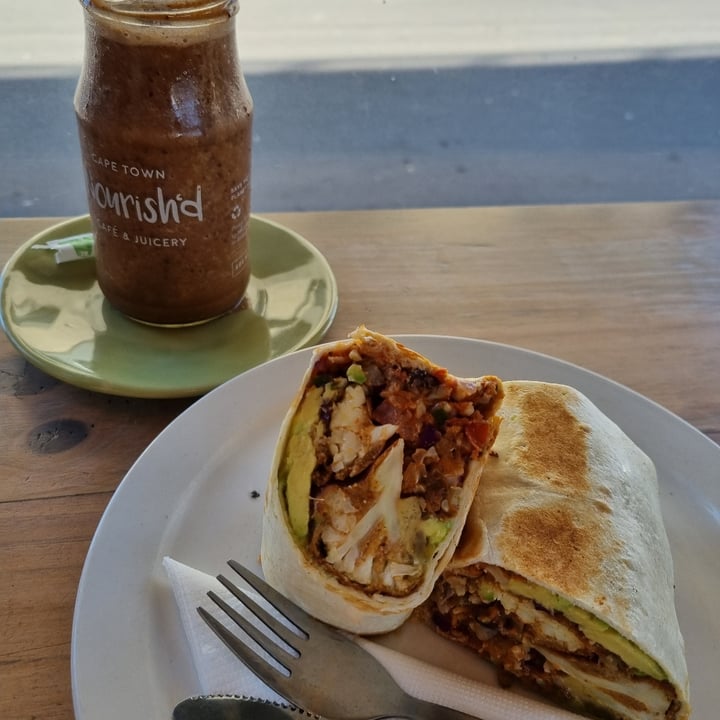 photo of Nourish'd Café & Juicery Cauli Me Burrito shared by @thelazygirlclub on  28 May 2023 - review