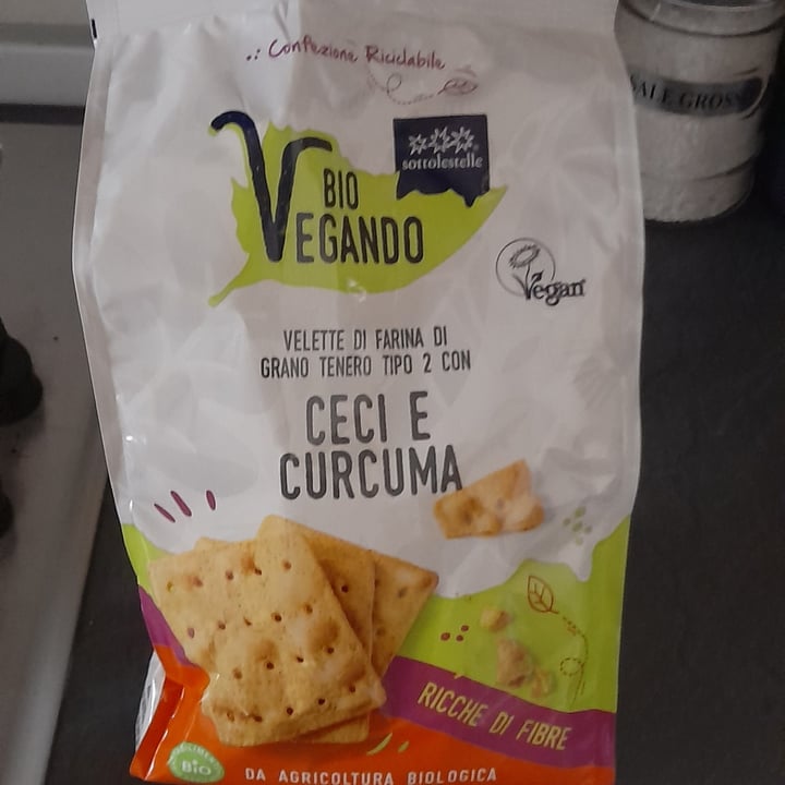 photo of Bio vegando Velette di farina di grano tenero tipo 2 con ceci e curcuma shared by @carlottamar on  09 Jul 2023 - review