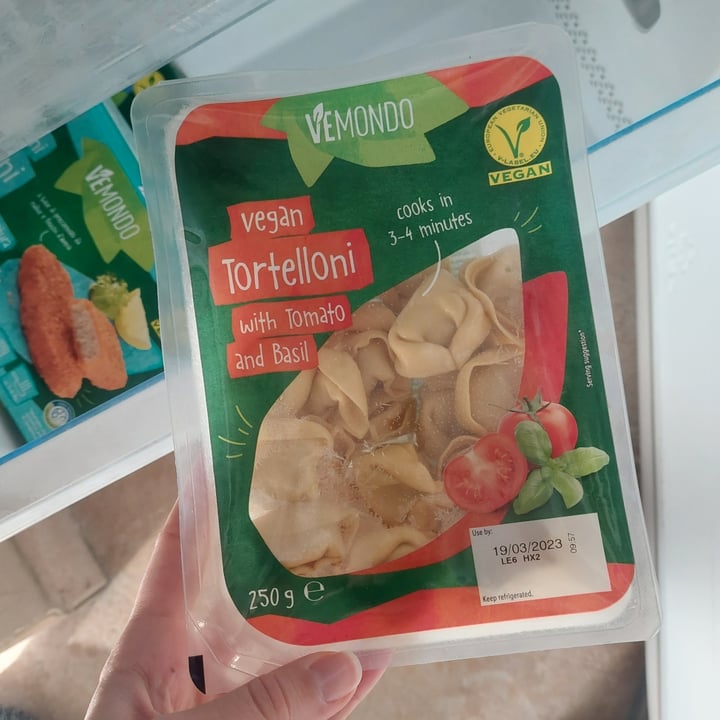 photo of Vemondo Vegan Tortelloni With Tomato And Basil shared by @tilde01 on  23 Mar 2023 - review