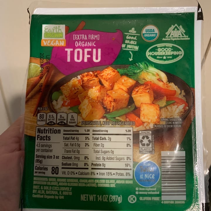 photo of Earth Grown (Extra Firm) Organic Tofu shared by @onehungryvegan on  06 Jun 2023 - review