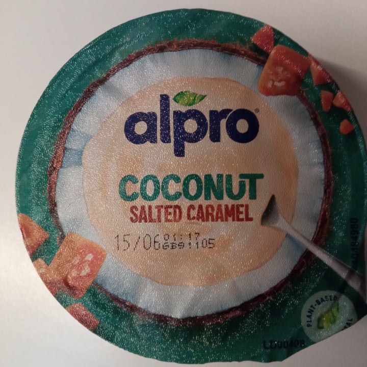 photo of Alpro absolut coconut salted caramel shared by @stefymeroni on  01 Jun 2023 - review