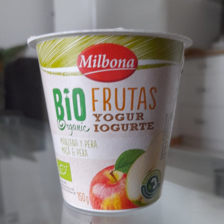 photo of Milbona yogur manzana y pera shared by @carlotta19 on  16 Mar 2023 - review