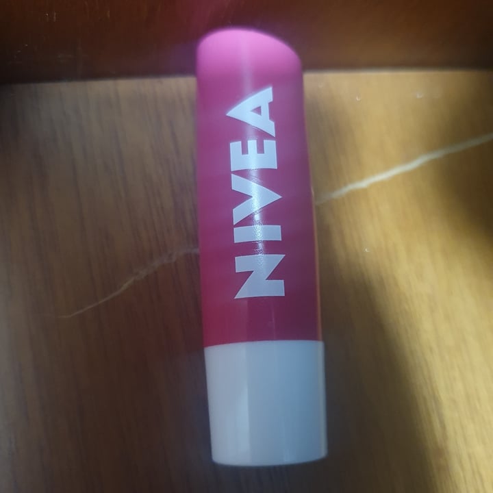 photo of Nivea hidratante labial shared by @veronica15bardelli on  14 May 2023 - review
