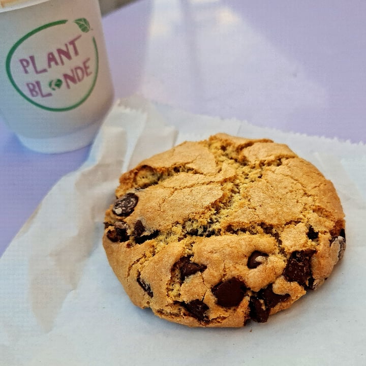 photo of Plant Blonde Notella Filled Cookie shared by @bl0bfishy on  11 Jan 2023 - review