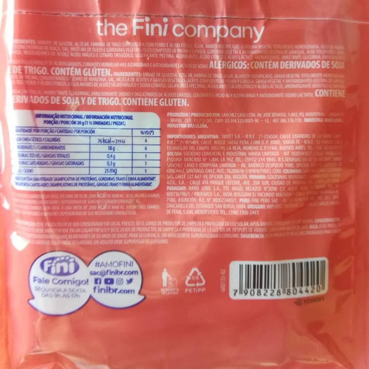 photo of fini fini smoofree morango shared by @abluebird on  12 Jul 2023 - review